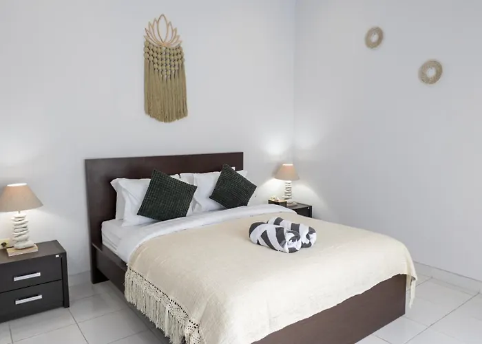 Villa 3br Private Pool In - Walk To Cafes & Shops Seminyak