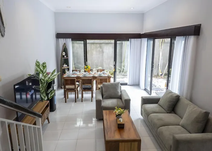 3br Private Pool In - Walk To Cafes & Shops Seminyak